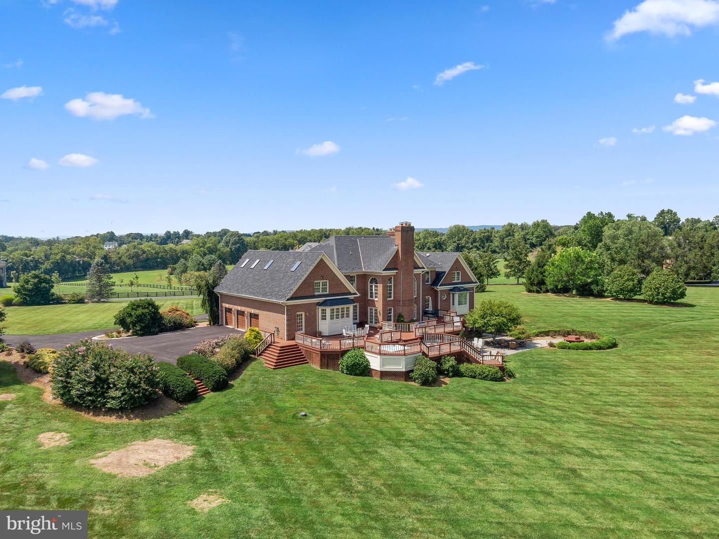 37120 DEVON WICK LN, PURCELLVILLE, Virginia 20132, 6 Bedrooms Bedrooms, ,6 BathroomsBathrooms,Residential,For sale,37120 DEVON WICK LN,VALO2085604 MLS # VALO2085604