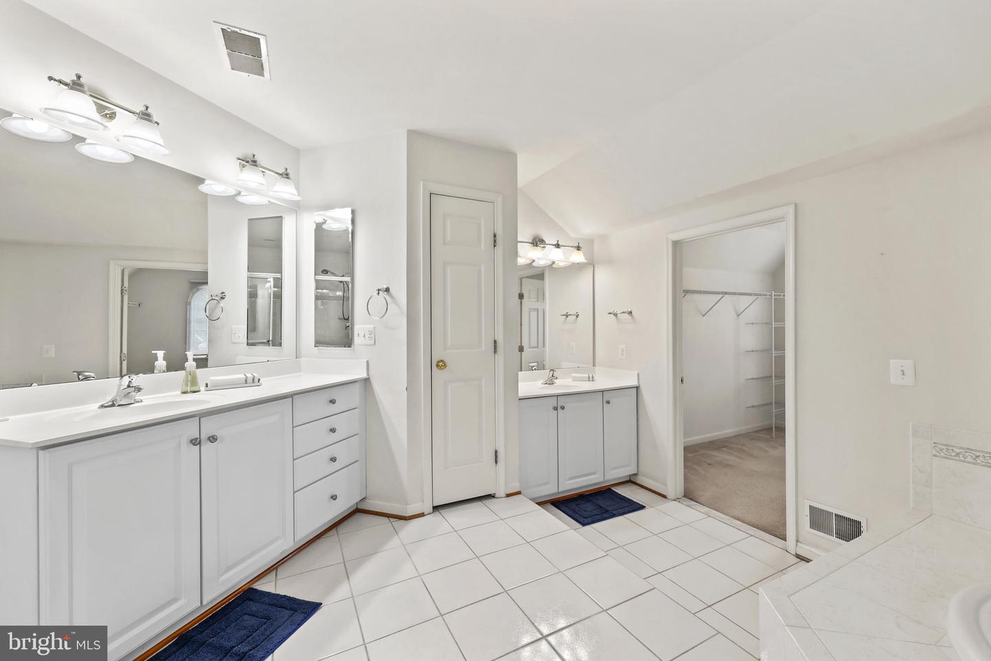 5805 DEEP CREEK DR, FREDERICKSBURG, Virginia 22407, 4 Bedrooms Bedrooms, ,3 BathroomsBathrooms,Residential,For sale,5805 DEEP CREEK DR,VASP2029852 MLS # VASP2029852