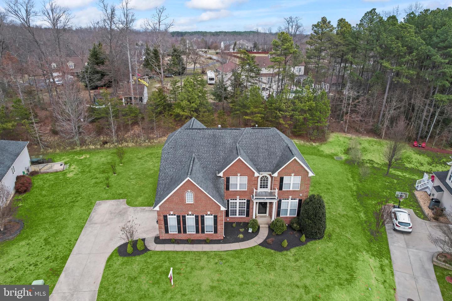 5805 DEEP CREEK DR, FREDERICKSBURG, Virginia 22407, 4 Bedrooms Bedrooms, ,3 BathroomsBathrooms,Residential,For sale,5805 DEEP CREEK DR,VASP2029852 MLS # VASP2029852