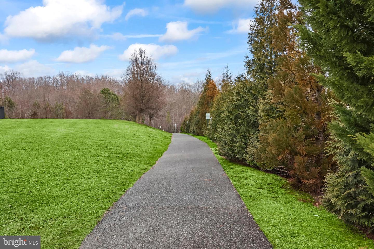 5805 DEEP CREEK DR, FREDERICKSBURG, Virginia 22407, 4 Bedrooms Bedrooms, ,3 BathroomsBathrooms,Residential,For sale,5805 DEEP CREEK DR,VASP2029852 MLS # VASP2029852