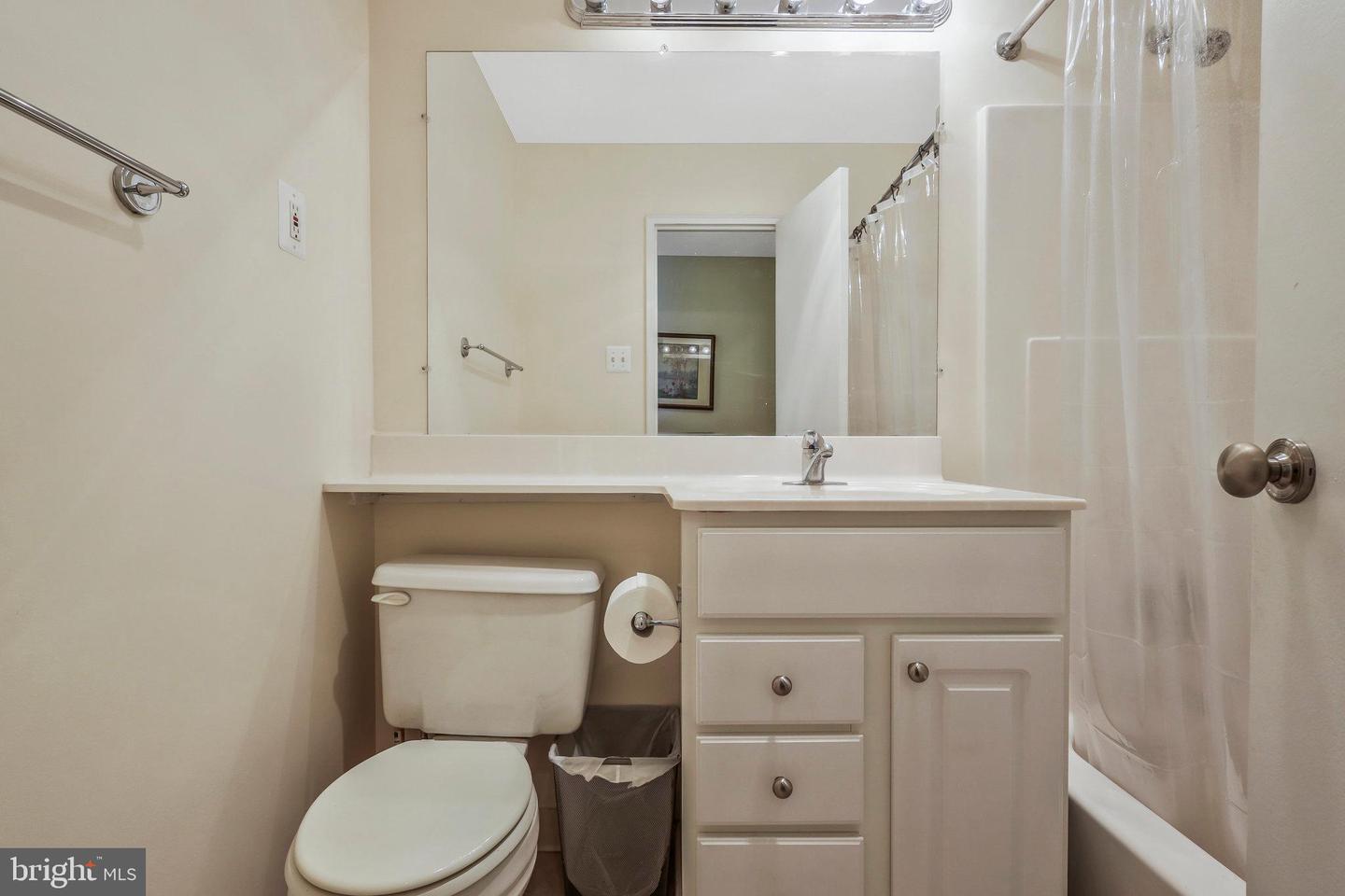 1730 ARLINGTON BLVD #401, ARLINGTON, Virginia 22209, ,1 BathroomBathrooms,Residential,For sale,1730 ARLINGTON BLVD #401,VAAR2052362 MLS # VAAR2052362