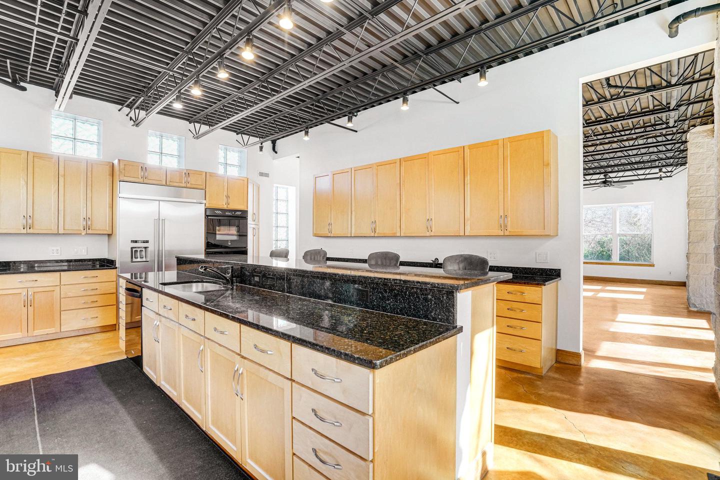 2222 N EMERSON ST, ARLINGTON, Virginia 22207, 3 Bedrooms Bedrooms, ,3 BathroomsBathrooms,Residential,For sale,2222 N EMERSON ST,VAAR2052620 MLS # VAAR2052620