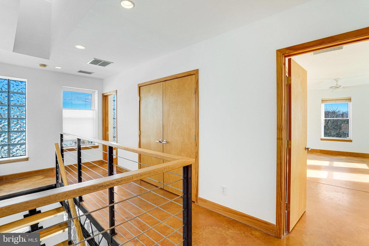 2222 N EMERSON ST, ARLINGTON, Virginia 22207, 3 Bedrooms Bedrooms, ,3 BathroomsBathrooms,Residential,For sale,2222 N EMERSON ST,VAAR2052620 MLS # VAAR2052620
