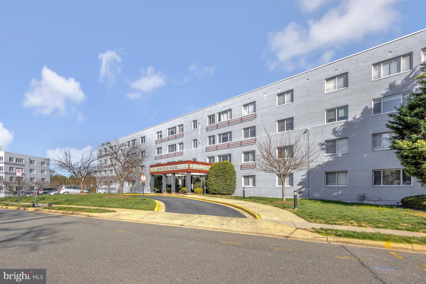 3601 5TH ST S #405, ARLINGTON, Virginia 22204, 1 Bedroom Bedrooms, ,1 BathroomBathrooms,Residential,For sale,3601 5TH ST S #405,VAAR2052964 MLS # VAAR2052964