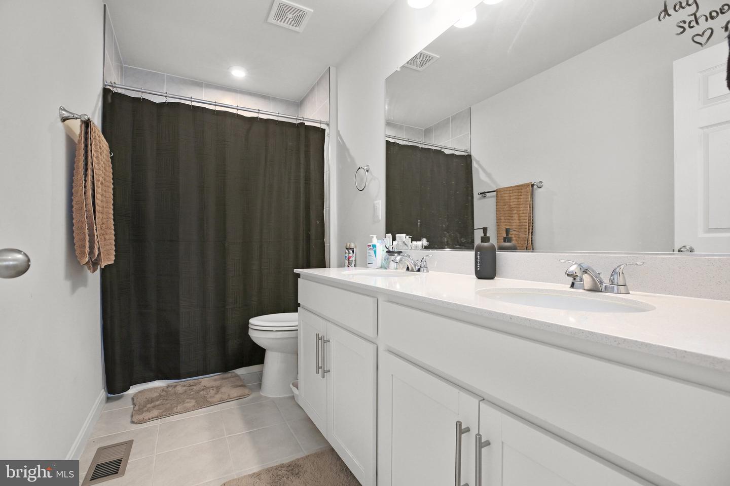 6293 BOBCAT LN, KING GEORGE, Virginia 22485, 4 Bedrooms Bedrooms, ,3 BathroomsBathrooms,Residential,For sale,6293 BOBCAT LN,VAKG2005986 MLS # VAKG2005986