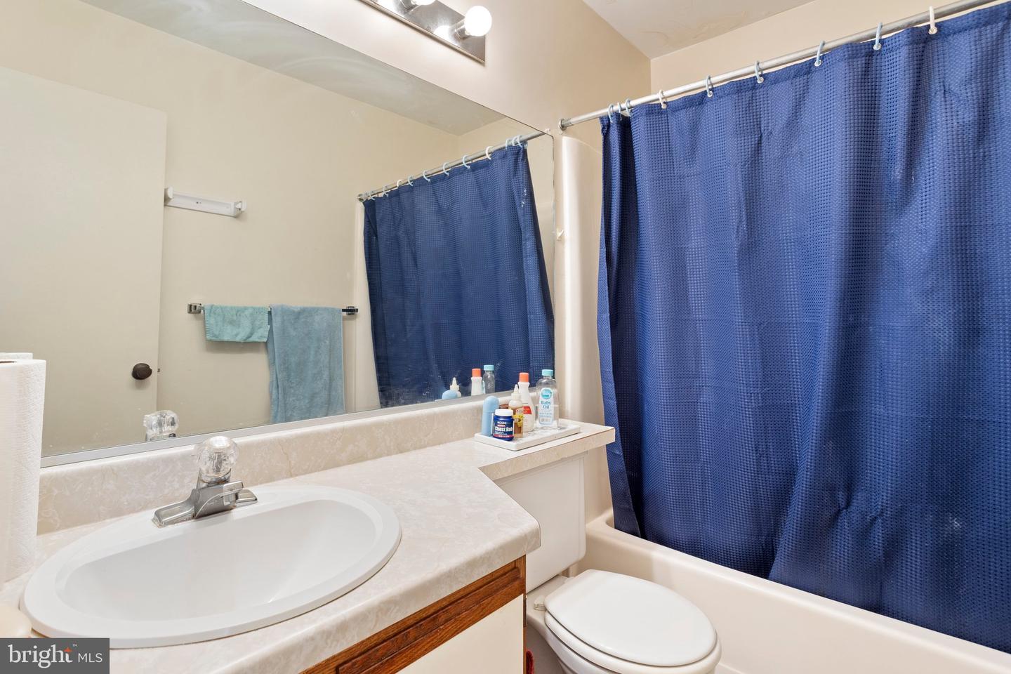 4106 THALIA STATION CIR, VIRGINIA BEACH, Virginia 23452, 2 Bedrooms Bedrooms, ,2 BathroomsBathrooms,Residential,For sale,4106 THALIA STATION CIR,VAVB2000550 MLS # VAVB2000550