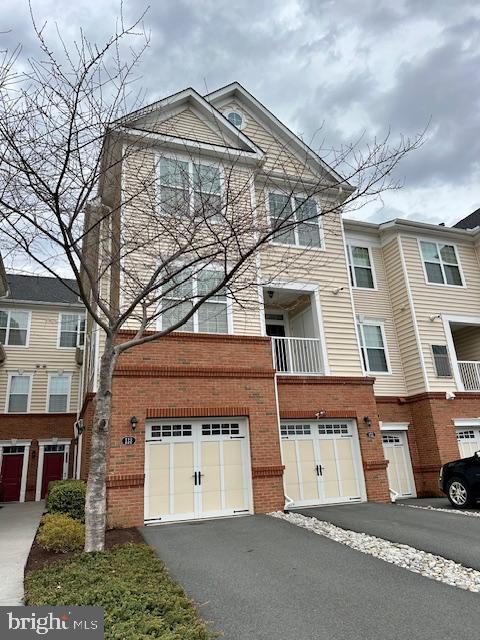 43031 FOXTRAIL WOODS TER #113, ASHBURN, Virginia 20148, 2 Bedrooms Bedrooms, ,2 BathroomsBathrooms,Residential,For sale,43031 FOXTRAIL WOODS TER #113,VALO2088052 MLS # VALO2088052