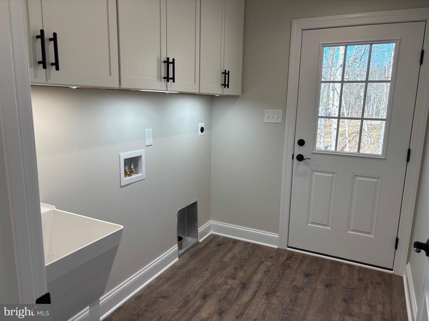 601 GIBBS RD, MADISON, Virginia 22727, 3 Bedrooms Bedrooms, 8 Rooms Rooms,2 BathroomsBathrooms,Residential,For sale,601 GIBBS RD,VAMA2002068 MLS # VAMA2002068