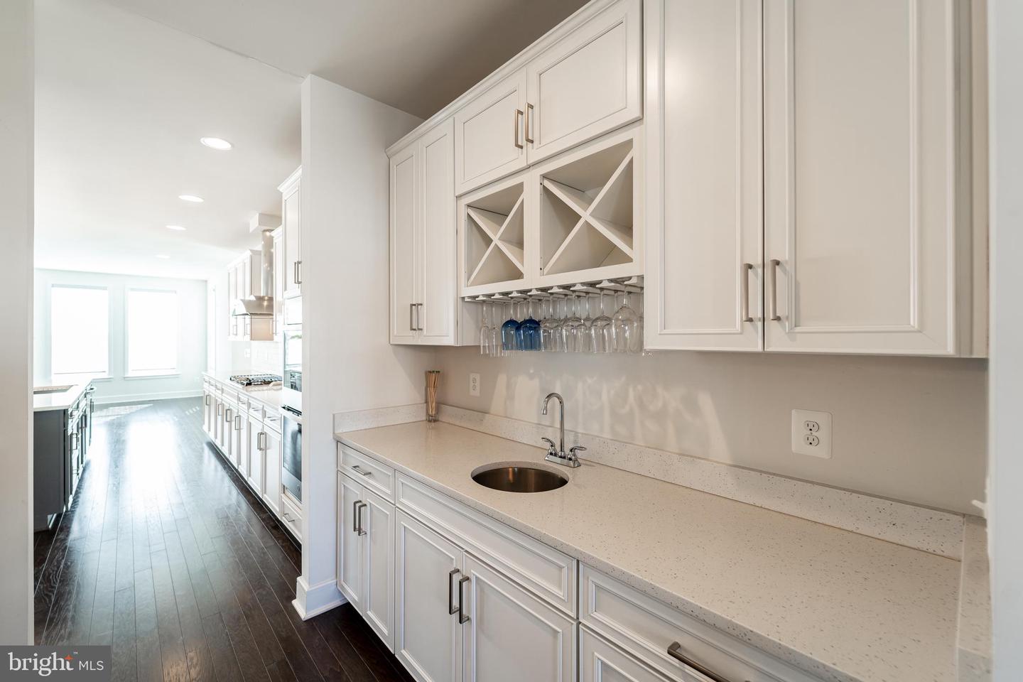 1119 THEMIS ST SE, LEESBURG, Virginia 20175, 5 Bedrooms Bedrooms, ,5 BathroomsBathrooms,Residential,For sale,1119 THEMIS ST SE,VALO2089920 MLS # VALO2089920