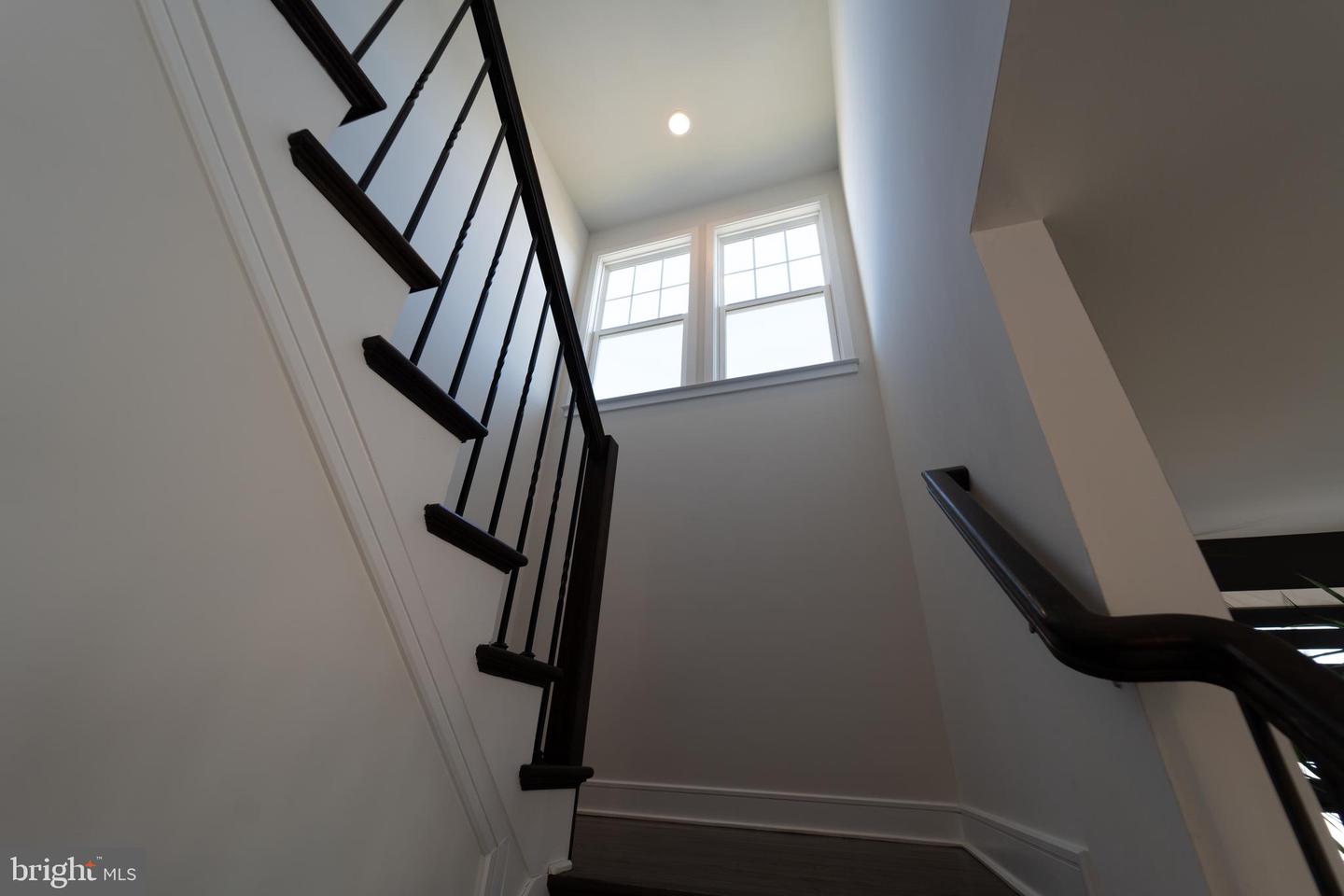 1119 THEMIS ST SE, LEESBURG, Virginia 20175, 5 Bedrooms Bedrooms, ,5 BathroomsBathrooms,Residential,For sale,1119 THEMIS ST SE,VALO2089920 MLS # VALO2089920