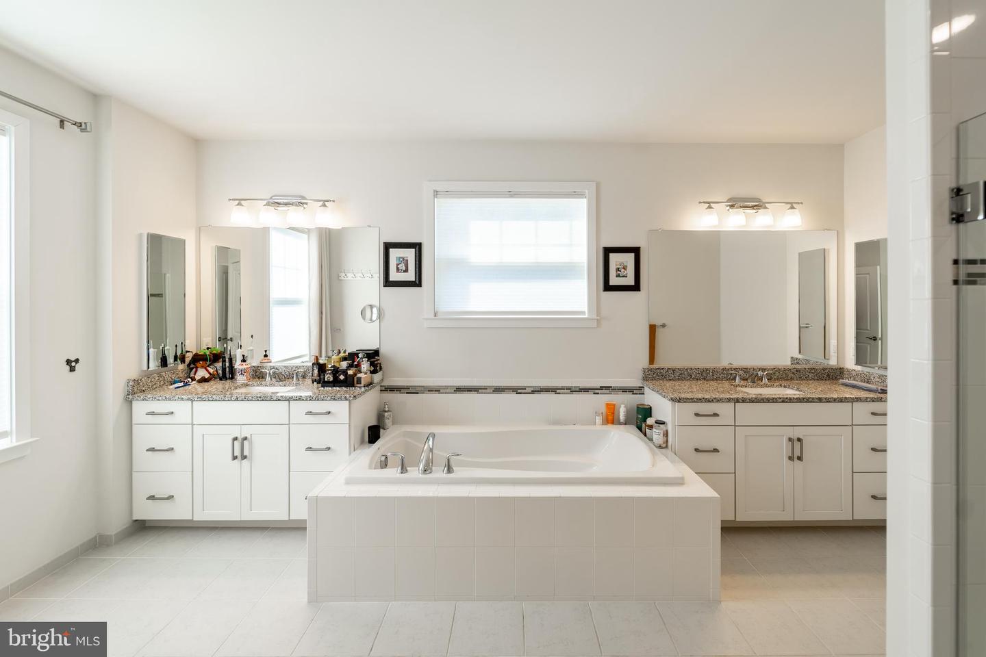 1119 THEMIS ST SE, LEESBURG, Virginia 20175, 5 Bedrooms Bedrooms, ,5 BathroomsBathrooms,Residential,For sale,1119 THEMIS ST SE,VALO2089920 MLS # VALO2089920