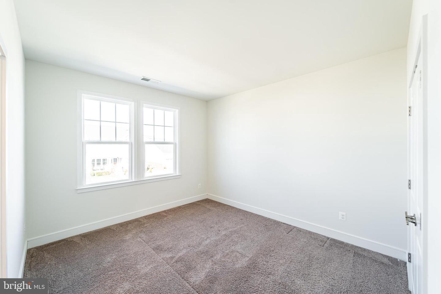 1119 THEMIS ST SE, LEESBURG, Virginia 20175, 5 Bedrooms Bedrooms, ,5 BathroomsBathrooms,Residential,For sale,1119 THEMIS ST SE,VALO2089920 MLS # VALO2089920