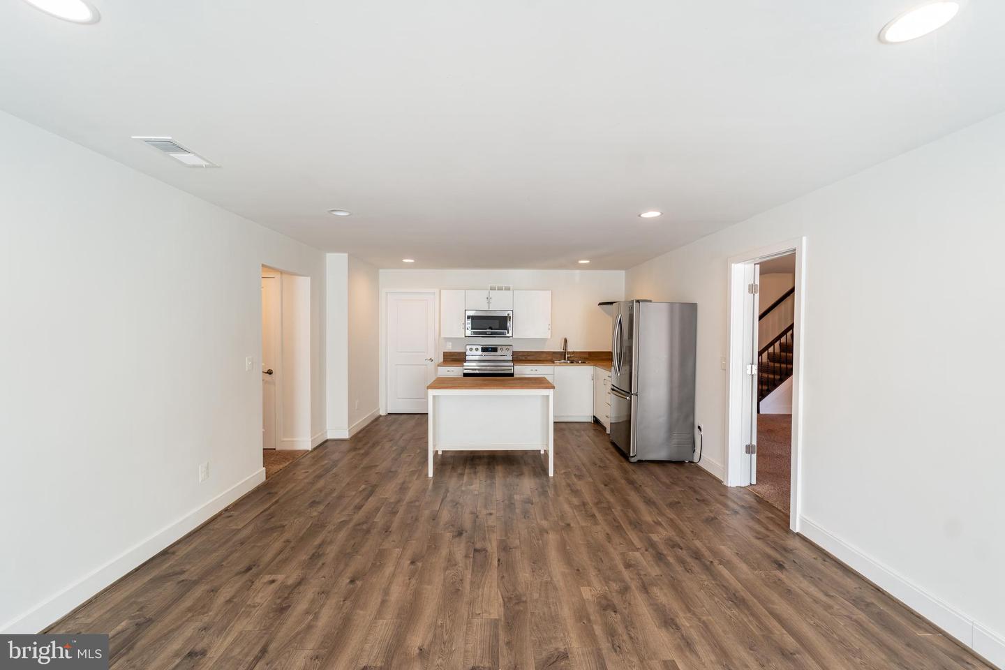1119 THEMIS ST SE, LEESBURG, Virginia 20175, 5 Bedrooms Bedrooms, ,5 BathroomsBathrooms,Residential,For sale,1119 THEMIS ST SE,VALO2089920 MLS # VALO2089920