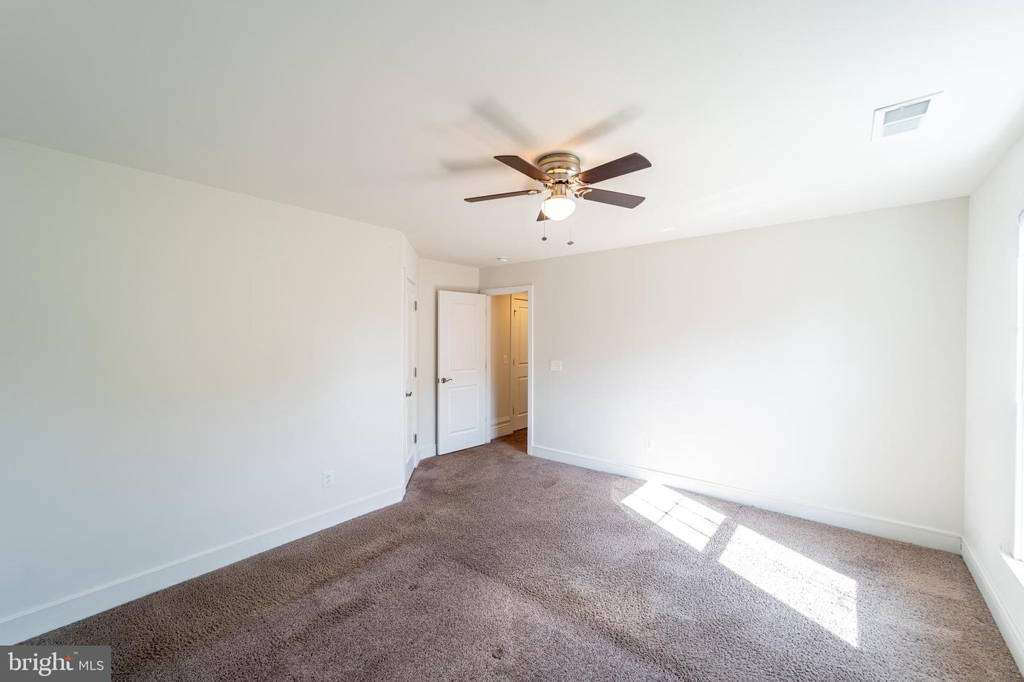 1119 THEMIS ST SE, LEESBURG, Virginia 20175, 5 Bedrooms Bedrooms, ,5 BathroomsBathrooms,Residential,For sale,1119 THEMIS ST SE,VALO2089920 MLS # VALO2089920