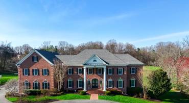 9722 ARNON CHAPEL RD, GREAT FALLS, Virginia 22066, 6 Bedrooms Bedrooms, ,6 BathroomsBathrooms,Residential,For sale,9722 ARNON CHAPEL RD,VAFX2224636 MLS # VAFX2224636