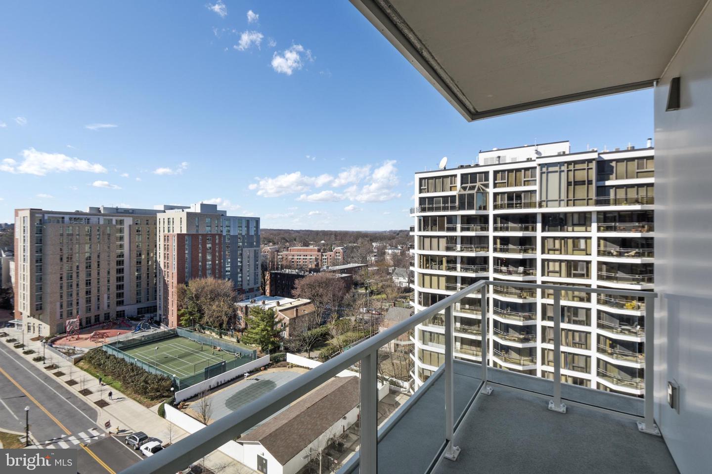 1781 N PIERCE ST #1001, ARLINGTON, Virginia 22209, 3 Bedrooms Bedrooms, ,2 BathroomsBathrooms,Residential,For sale,1781 N PIERCE ST #1001,VAAR2053410 MLS # VAAR2053410