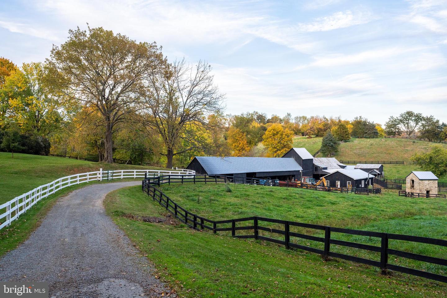 8022 ROCKINGHAM RD, WARRENTON, Virginia 20186, 6 Bedrooms Bedrooms, ,5 BathroomsBathrooms,Residential,For sale,8022 ROCKINGHAM RD,VAFQ2015584 MLS # VAFQ2015584