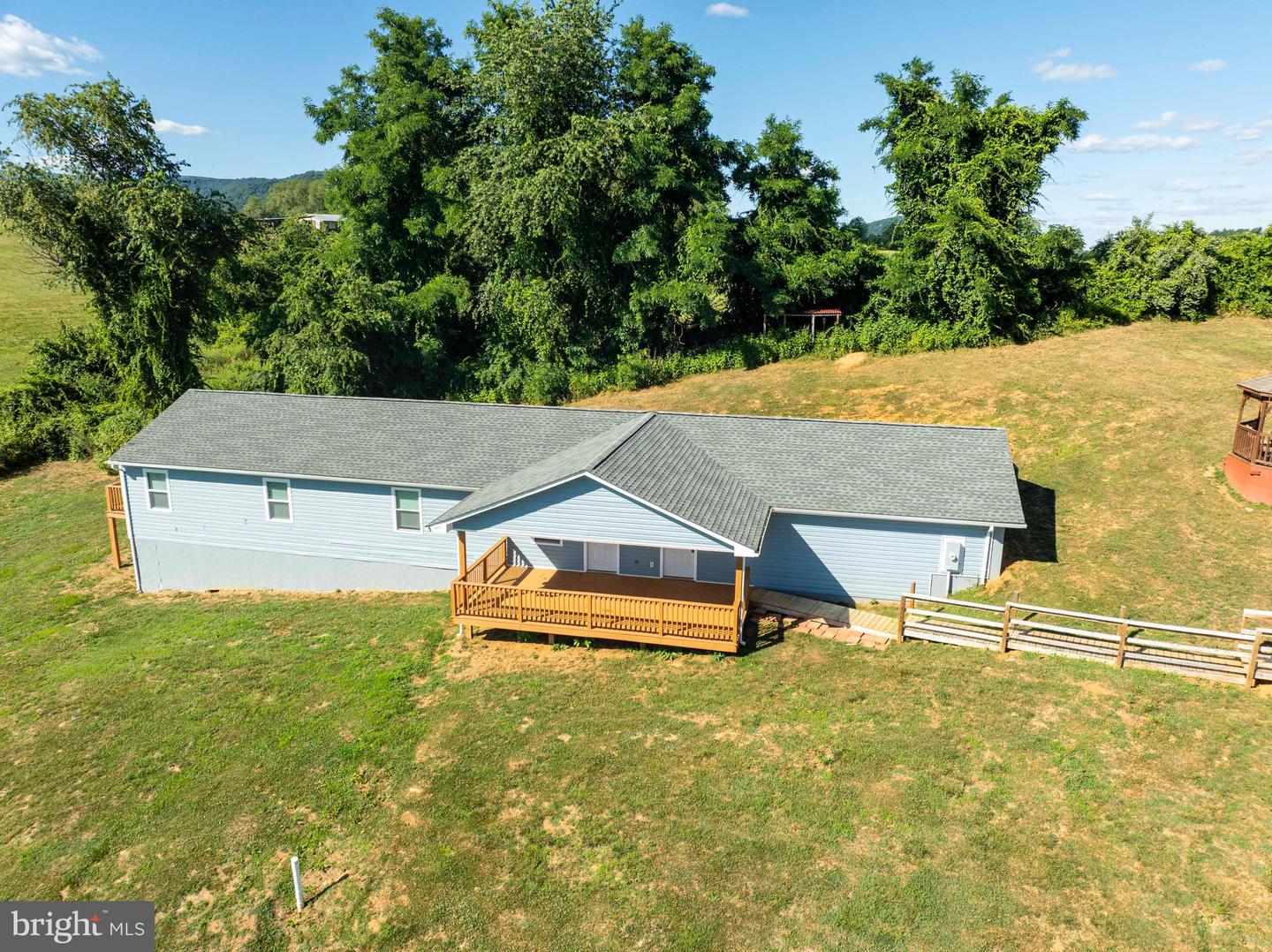 32 OLD HOLLOW RD, SPERRYVILLE, Virginia 22740, 5 Bedrooms Bedrooms, ,5 BathroomsBathrooms,Residential,For sale,32 OLD HOLLOW RD,VARP2001964 MLS # VARP2001964