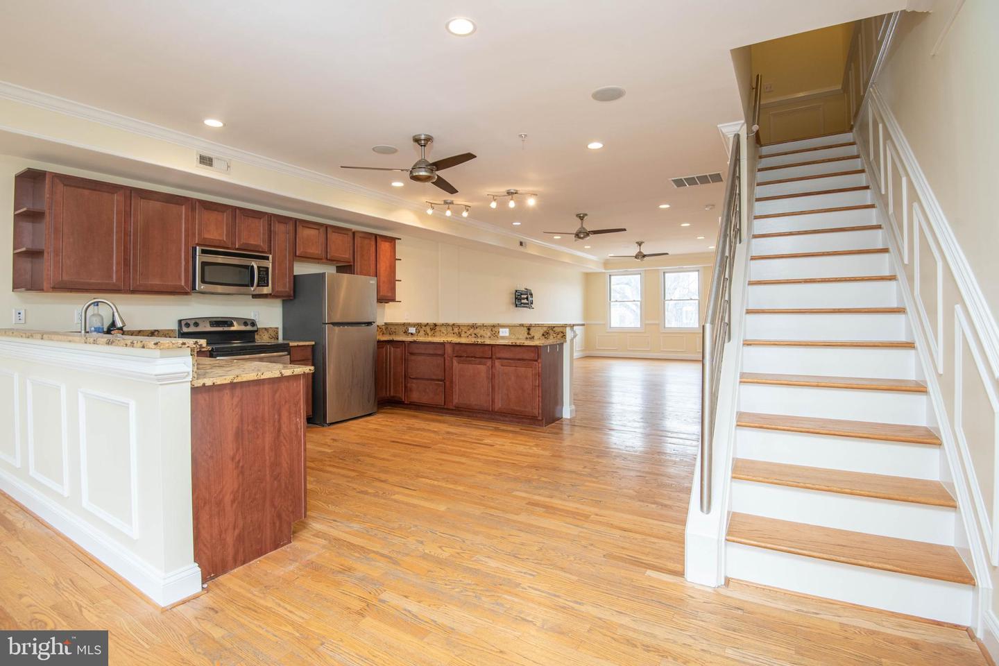 1645 NEW JERSEY AVE NW #2, WASHINGTON, District Of Columbia 20001, 3 Bedrooms Bedrooms, ,2 BathroomsBathrooms,Residential,For sale,1645 NEW JERSEY AVE NW #2,DCDC2187554 MLS # DCDC2187554