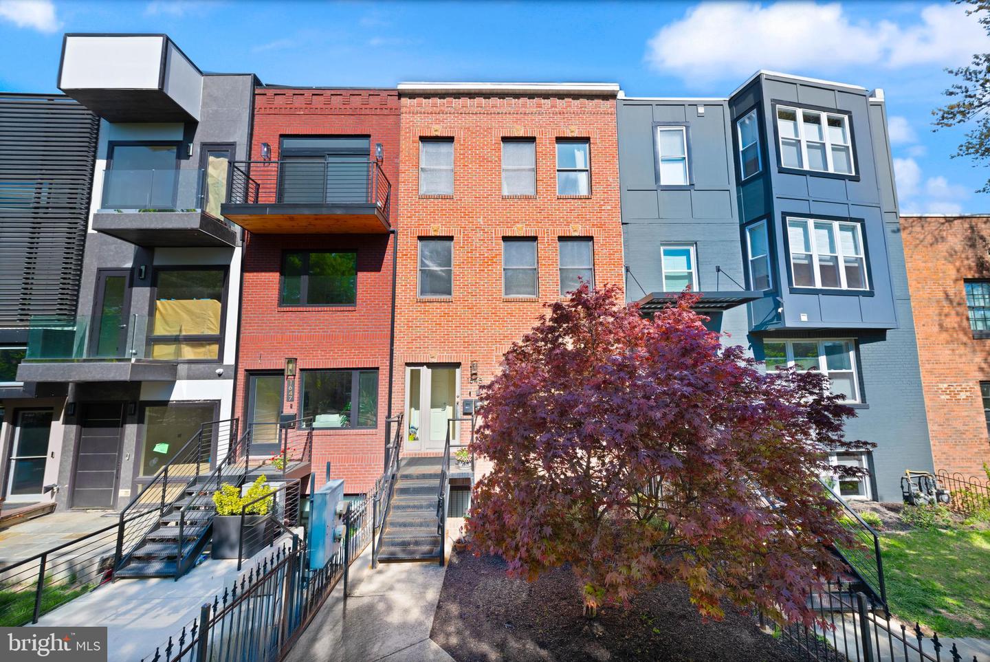 1645 NEW JERSEY AVE NW #2, WASHINGTON, District Of Columbia 20001, 3 Bedrooms Bedrooms, ,2 BathroomsBathrooms,Residential,For sale,1645 NEW JERSEY AVE NW #2,DCDC2187554 MLS # DCDC2187554