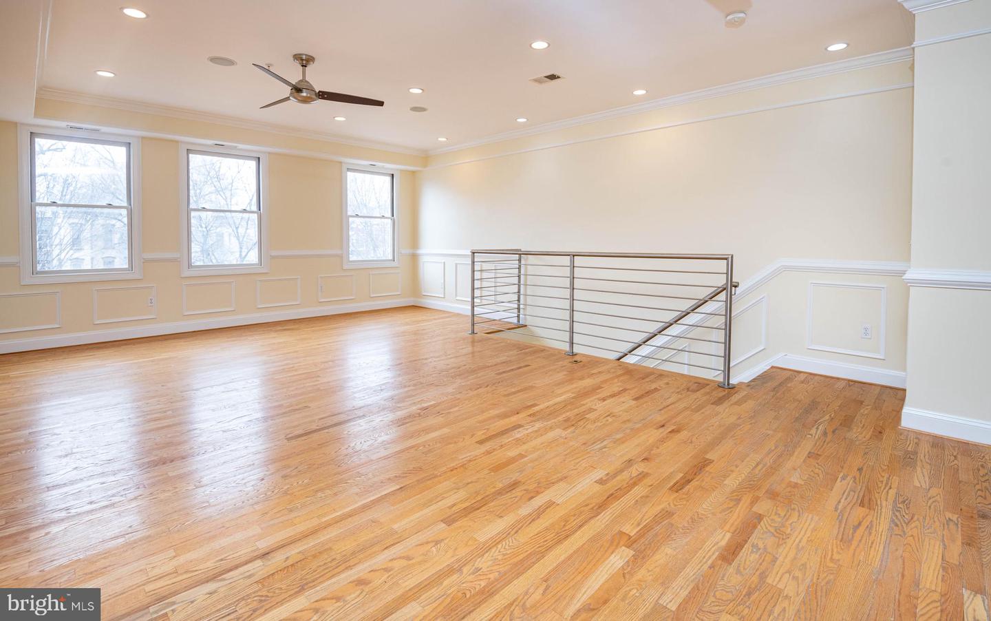 1645 NEW JERSEY AVE NW #2, WASHINGTON, District Of Columbia 20001, 3 Bedrooms Bedrooms, ,2 BathroomsBathrooms,Residential,For sale,1645 NEW JERSEY AVE NW #2,DCDC2187554 MLS # DCDC2187554