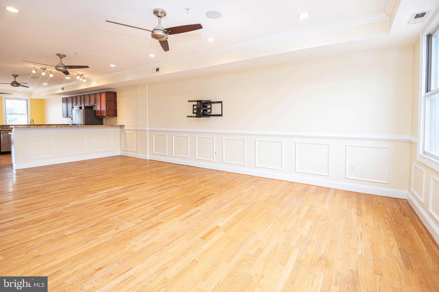1645 NEW JERSEY AVE NW #2, WASHINGTON, District Of Columbia 20001, 3 Bedrooms Bedrooms, ,2 BathroomsBathrooms,Residential,For sale,1645 NEW JERSEY AVE NW #2,DCDC2187554 MLS # DCDC2187554