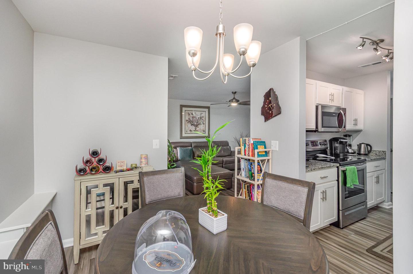 6425 RICHMOND HWY #102, ALEXANDRIA, Virginia 22306, 2 Bedrooms Bedrooms, ,2 BathroomsBathrooms,Residential,For sale,6425 RICHMOND HWY #102,VAFX2224446 MLS # VAFX2224446