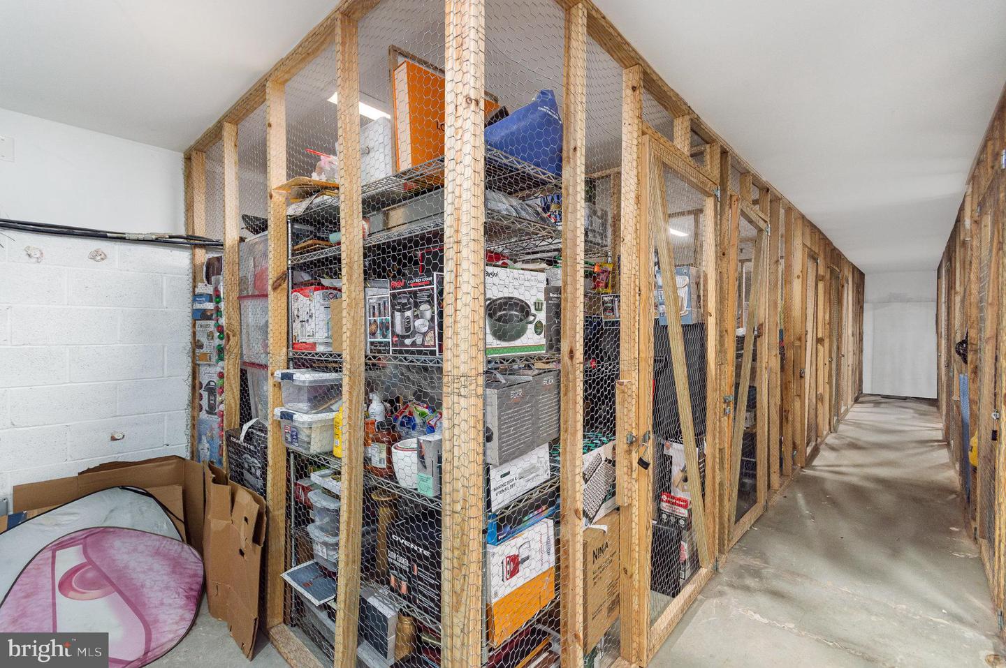 6425 RICHMOND HWY #102, ALEXANDRIA, Virginia 22306, 2 Bedrooms Bedrooms, ,2 BathroomsBathrooms,Residential,For sale,6425 RICHMOND HWY #102,VAFX2224446 MLS # VAFX2224446