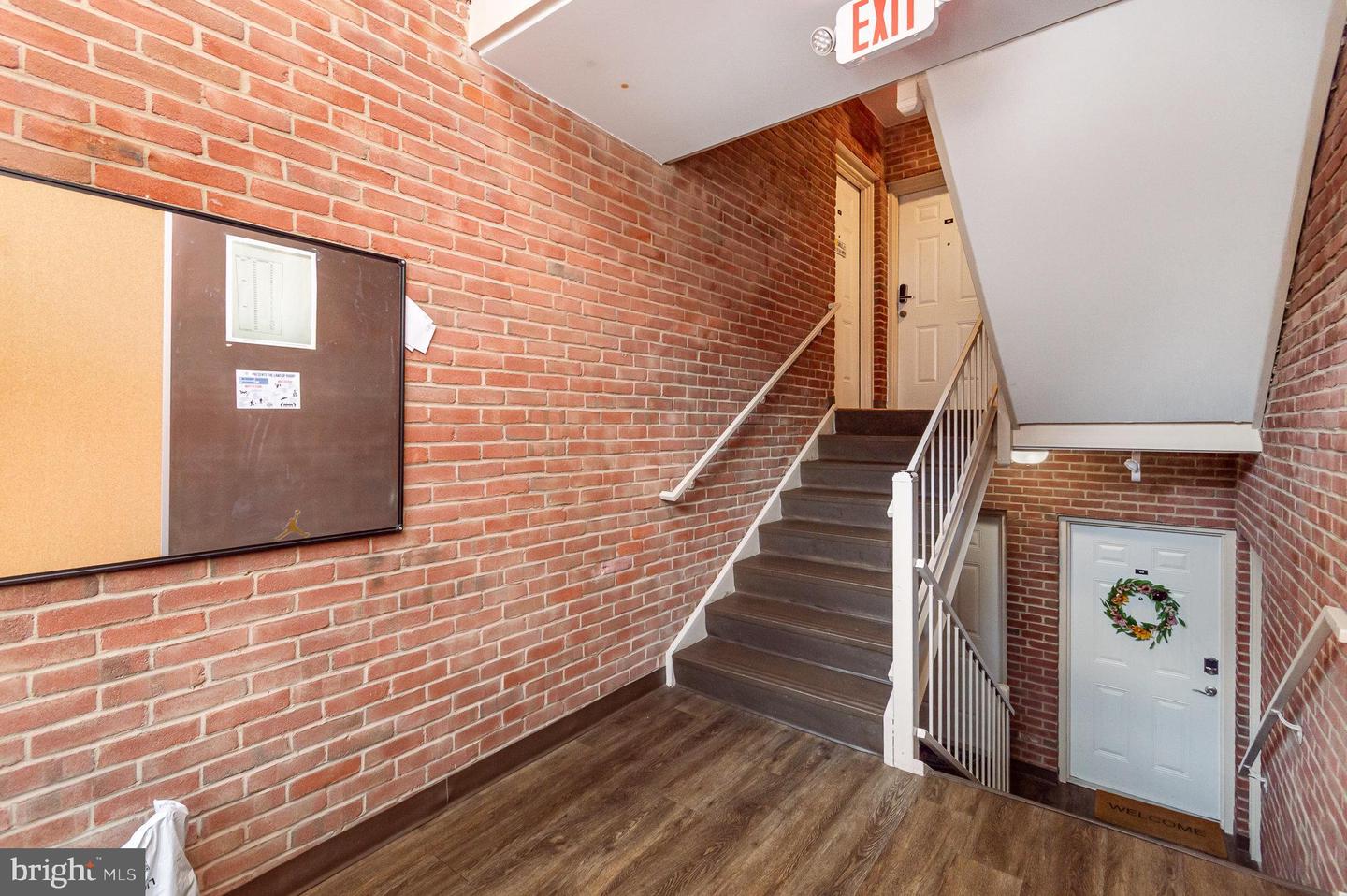 6425 RICHMOND HWY #102, ALEXANDRIA, Virginia 22306, 2 Bedrooms Bedrooms, ,2 BathroomsBathrooms,Residential,For sale,6425 RICHMOND HWY #102,VAFX2224446 MLS # VAFX2224446