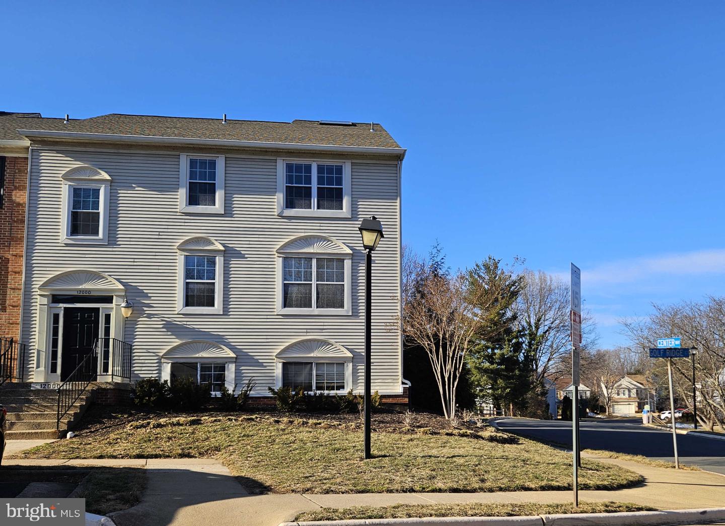 12000 GOLF RIDGE CT #102, FAIRFAX, Virginia 22033, 2 Bedrooms Bedrooms, ,2 BathroomsBathrooms,Residential,For sale,12000 GOLF RIDGE CT #102,VAFX2224696 MLS # VAFX2224696