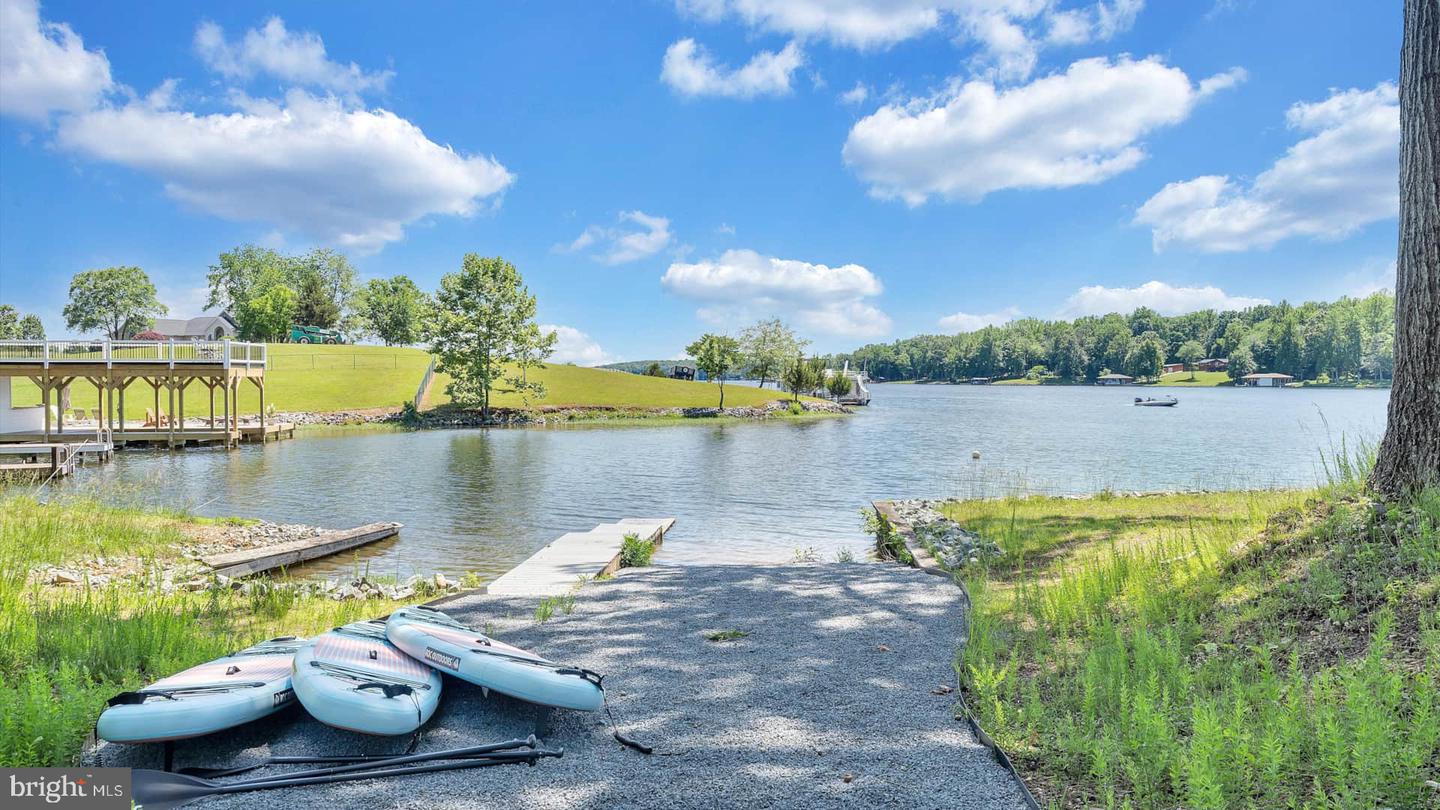 6211 STUBBS BRIDGE RD, SPOTSYLVANIA, Virginia 22551, 10 Bedrooms Bedrooms, ,6 BathroomsBathrooms,Residential,For sale,6211 STUBBS BRIDGE RD,VASP2030852 MLS # VASP2030852