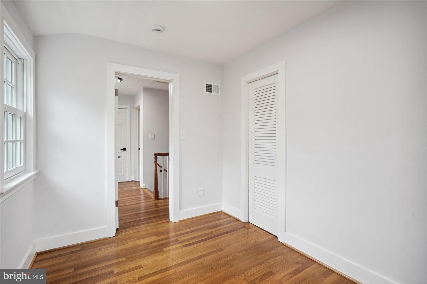 5200 WILLIAMSBURG BLVD, ARLINGTON, Virginia 22207, 5 Bedrooms Bedrooms, ,4 BathroomsBathrooms,Residential,For sale,5200 WILLIAMSBURG BLVD,VAAR2053990 MLS # VAAR2053990