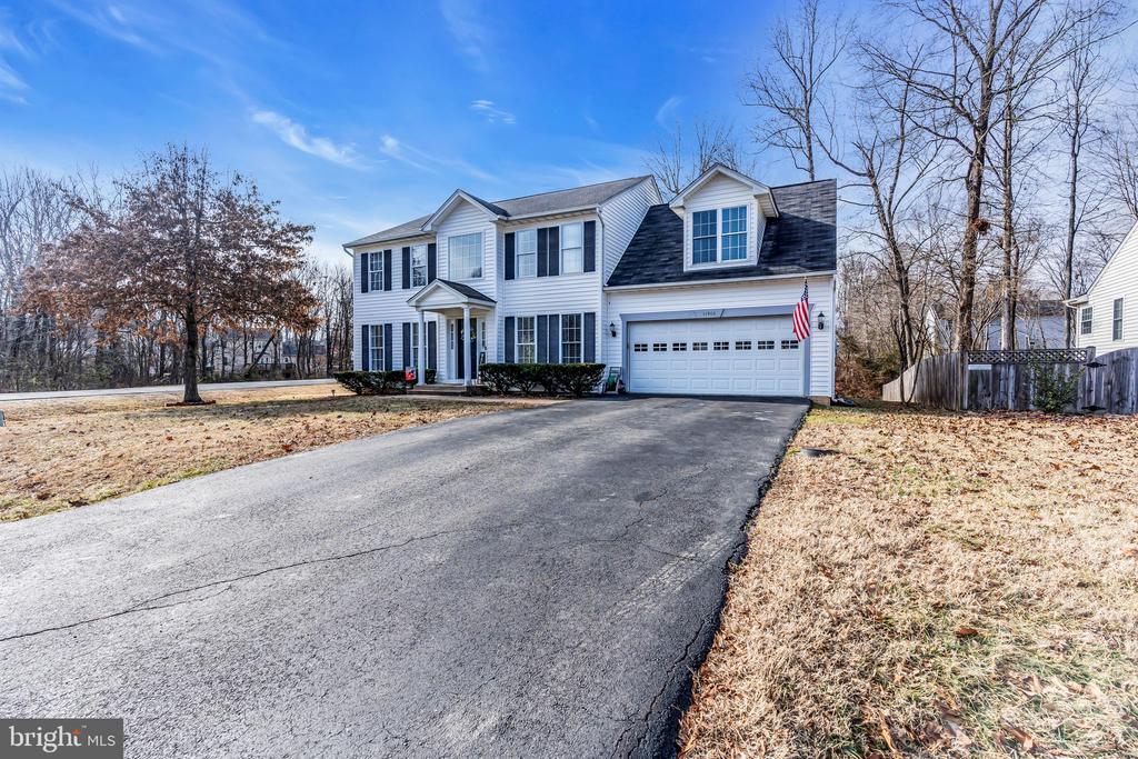 11900 LILY LN, FREDERICKSBURG, Virginia 22407, 4 Bedrooms Bedrooms, ,2 BathroomsBathrooms,Residential,11900 LILY LN,VASP2030462 MLS # VASP2030462