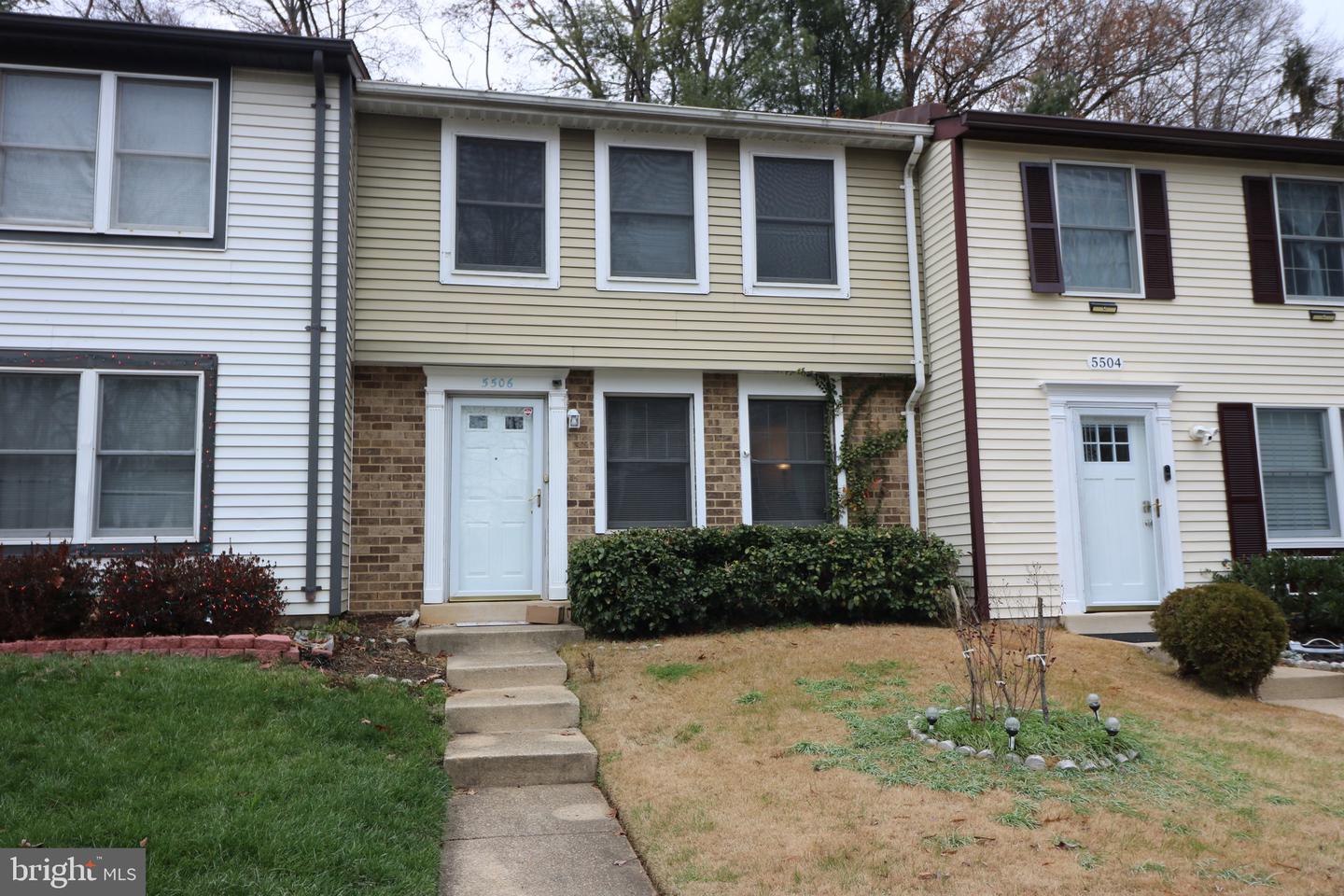 5506 INVERNESS WOODS CT, FAIRFAX, Virginia 22032, 3 Bedrooms Bedrooms, ,2 BathroomsBathrooms,Residential,For sale,5506 INVERNESS WOODS CT,VAFX2224858 MLS # VAFX2224858