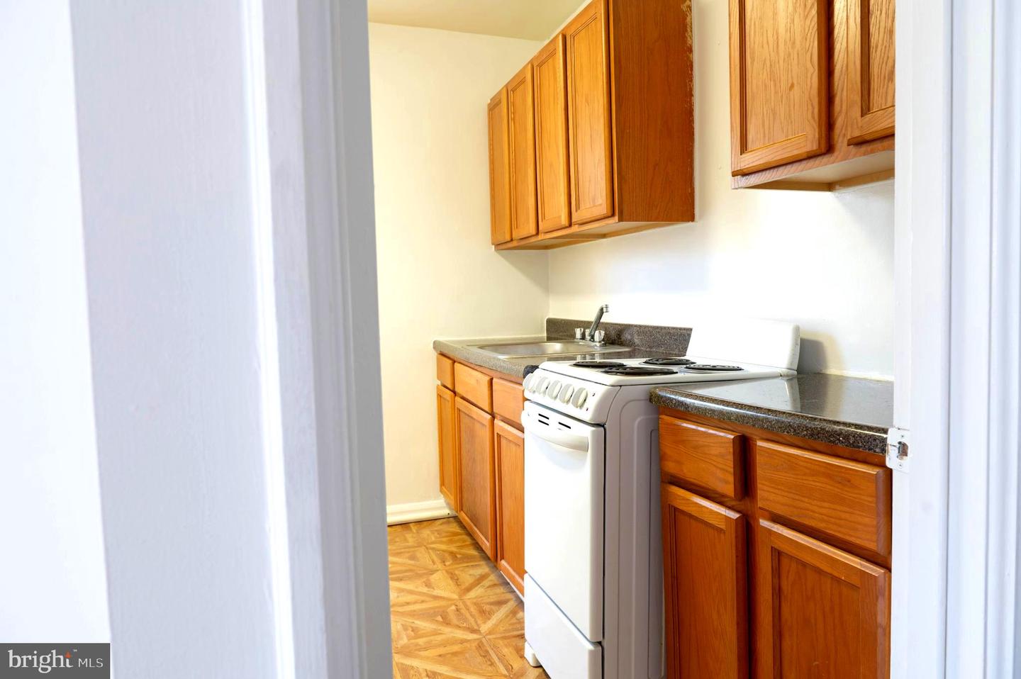 2805 ERIE ST SE #108, WASHINGTON, District Of Columbia 20020, 2 Bedrooms Bedrooms, ,1 BathroomBathrooms,Residential,For sale,2805 ERIE ST SE #108,DCDC2152990 MLS # DCDC2152990