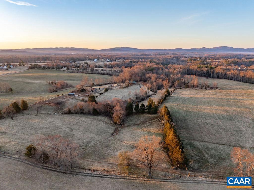 2292 BROWNS GAP TPKE, CHARLOTTESVILLE, Virginia 22901, ,Farm,For sale,2292 BROWNS GAP TPKE,661383 MLS # 661383