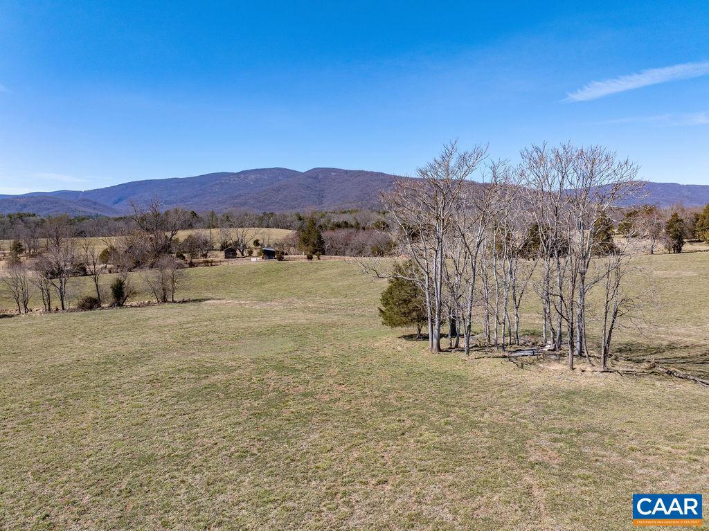 2292 BROWNS GAP TPKE, CHARLOTTESVILLE, Virginia 22901, ,Farm,For sale,2292 BROWNS GAP TPKE,661383 MLS # 661383