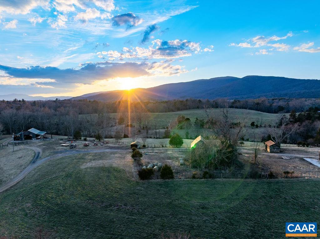 2292 BROWNS GAP TPKE, CHARLOTTESVILLE, Virginia 22901, ,Farm,For sale,2292 BROWNS GAP TPKE,661383 MLS # 661383