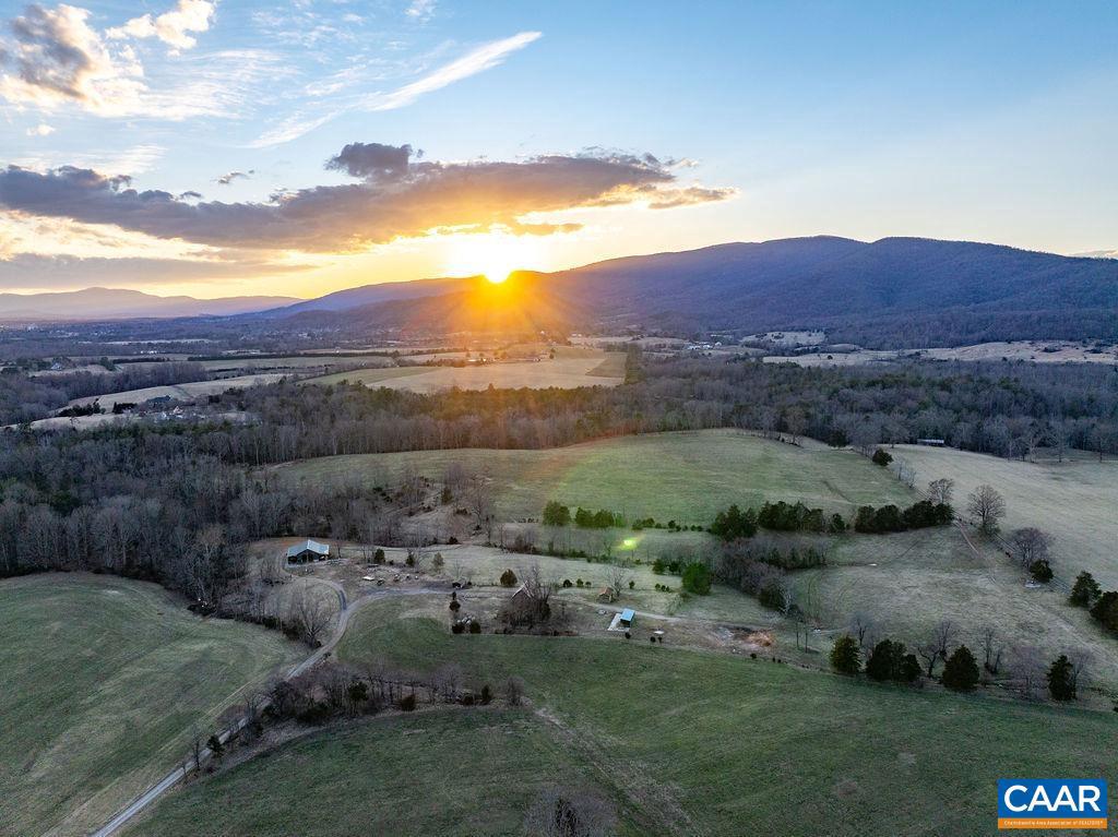 2292 BROWNS GAP TPKE, CHARLOTTESVILLE, Virginia 22901, ,Farm,For sale,2292 BROWNS GAP TPKE,661383 MLS # 661383