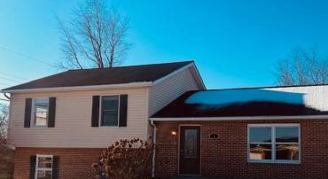 1 BEL VOI DR, BERRYVILLE, Virginia 22611, 4 Bedrooms Bedrooms, ,3 BathroomsBathrooms,Residential,For sale,1 BEL VOI DR,VACL2003432 MLS # VACL2003432