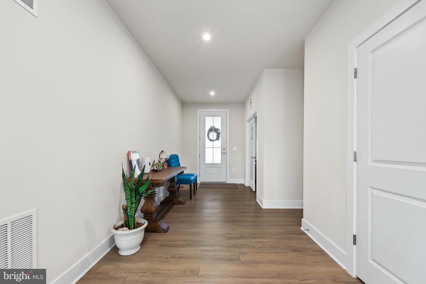 18126 MARSH PINE RD, DUMFRIES, Virginia 22026, 4 Bedrooms Bedrooms, ,3 BathroomsBathrooms,Residential,For sale,18126 MARSH PINE RD,VAPW2087958 MLS # VAPW2087958