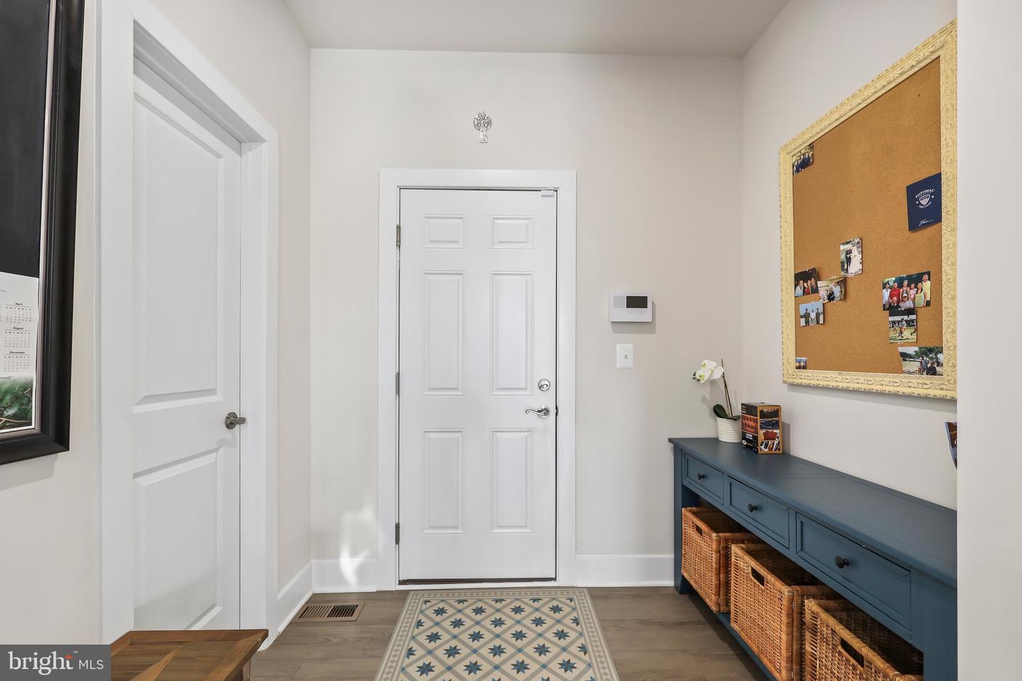 18126 MARSH PINE RD, DUMFRIES, Virginia 22026, 4 Bedrooms Bedrooms, ,3 BathroomsBathrooms,Residential,For sale,18126 MARSH PINE RD,VAPW2087958 MLS # VAPW2087958