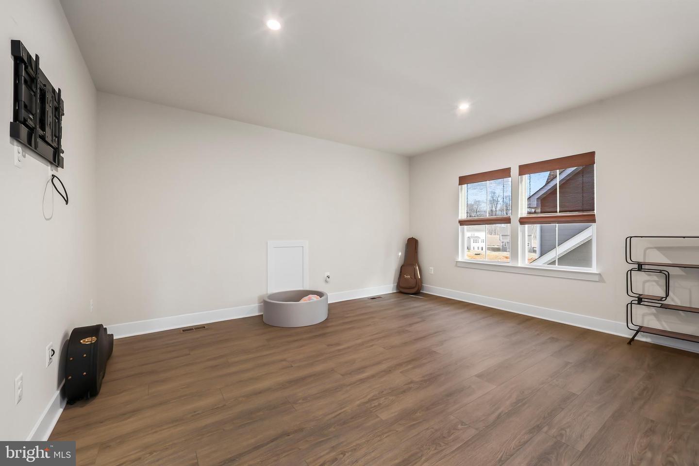 18126 MARSH PINE RD, DUMFRIES, Virginia 22026, 4 Bedrooms Bedrooms, ,3 BathroomsBathrooms,Residential,For sale,18126 MARSH PINE RD,VAPW2087958 MLS # VAPW2087958