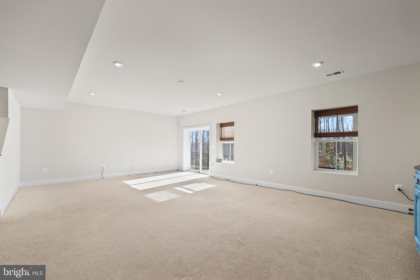 18126 MARSH PINE RD, DUMFRIES, Virginia 22026, 4 Bedrooms Bedrooms, ,3 BathroomsBathrooms,Residential,For sale,18126 MARSH PINE RD,VAPW2087958 MLS # VAPW2087958