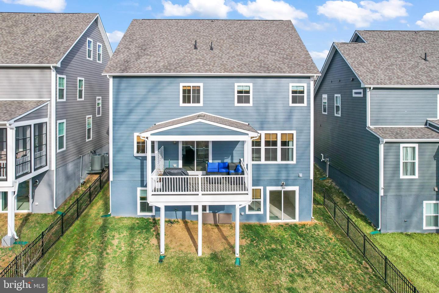 18126 MARSH PINE RD, DUMFRIES, Virginia 22026, 4 Bedrooms Bedrooms, ,3 BathroomsBathrooms,Residential,For sale,18126 MARSH PINE RD,VAPW2087958 MLS # VAPW2087958