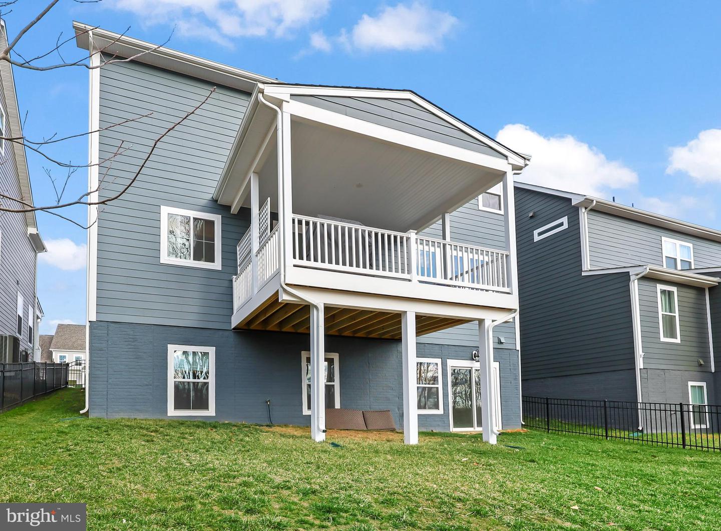 18126 MARSH PINE RD, DUMFRIES, Virginia 22026, 4 Bedrooms Bedrooms, ,3 BathroomsBathrooms,Residential,For sale,18126 MARSH PINE RD,VAPW2087958 MLS # VAPW2087958