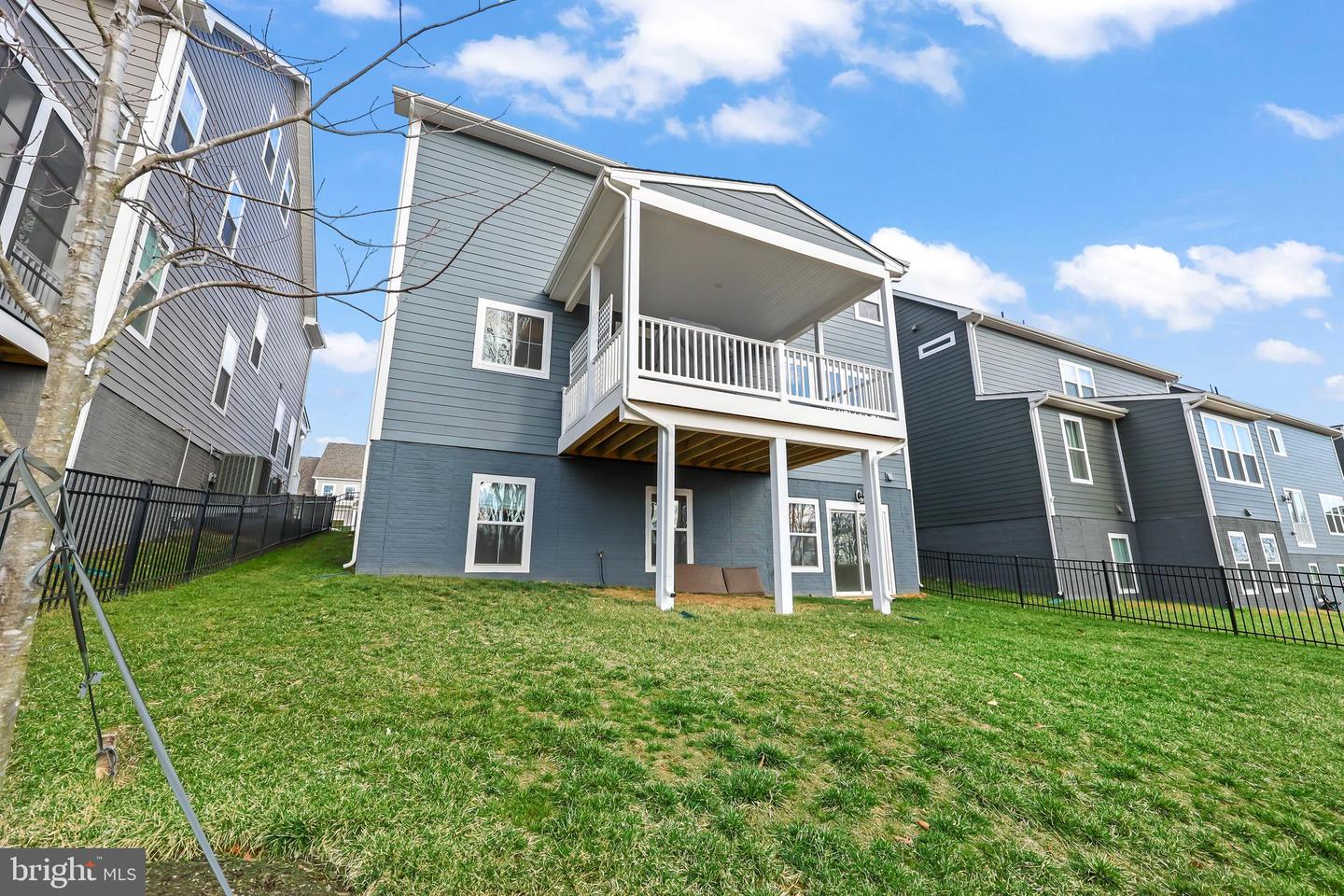 18126 MARSH PINE RD, DUMFRIES, Virginia 22026, 4 Bedrooms Bedrooms, ,3 BathroomsBathrooms,Residential,For sale,18126 MARSH PINE RD,VAPW2087958 MLS # VAPW2087958