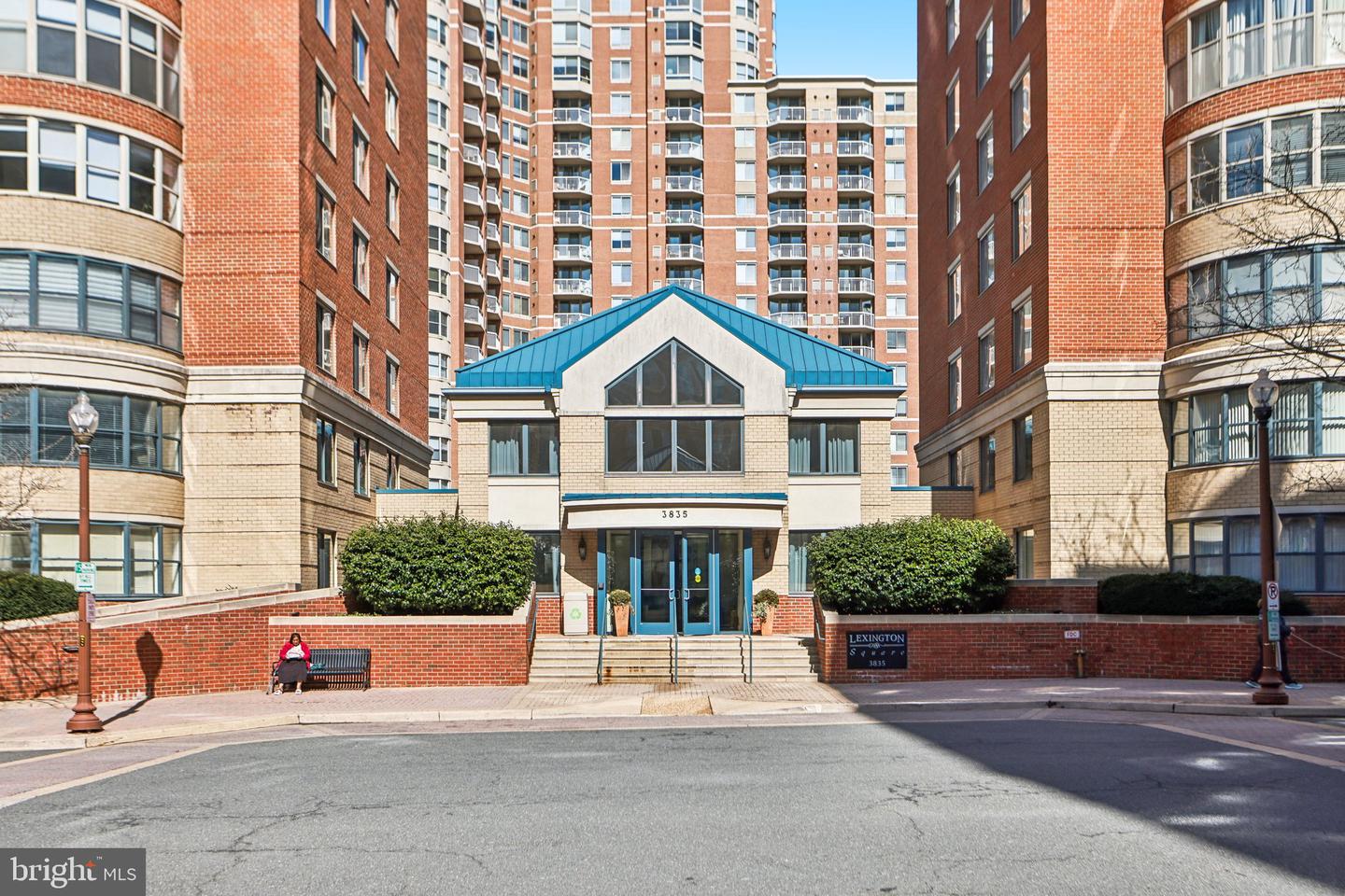 3835 9TH ST N #108W, ARLINGTON, Virginia 22203, 1 Bedroom Bedrooms, ,1 BathroomBathrooms,Residential,For sale,3835 9TH ST N #108W,VAAR2053898 MLS # VAAR2053898