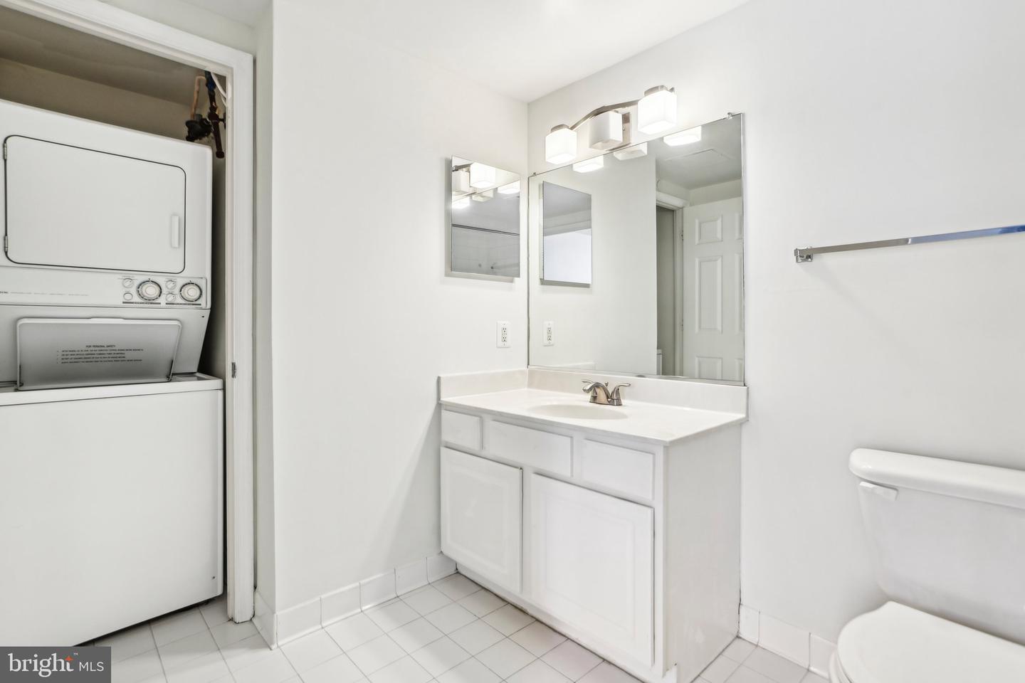 3835 9TH ST N #108W, ARLINGTON, Virginia 22203, 1 Bedroom Bedrooms, ,1 BathroomBathrooms,Residential,For sale,3835 9TH ST N #108W,VAAR2053898 MLS # VAAR2053898