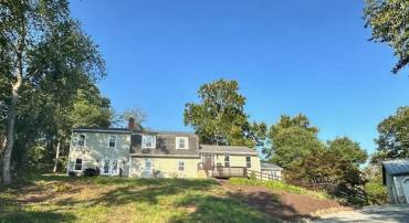 18966 GUINEA BRIDGE RD, PURCELLVILLE, Virginia 20132, 4 Bedrooms Bedrooms, ,4 BathroomsBathrooms,Residential,For sale,18966 GUINEA BRIDGE RD,VALO2090096 MLS # VALO2090096